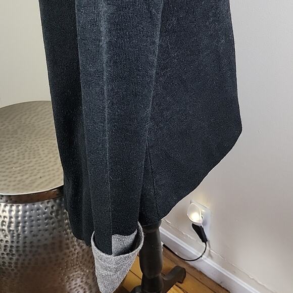 Look At Me Designs Flower Applique Wool Sweater Eco Friend Recycle Black size M - Picture 11 of 13